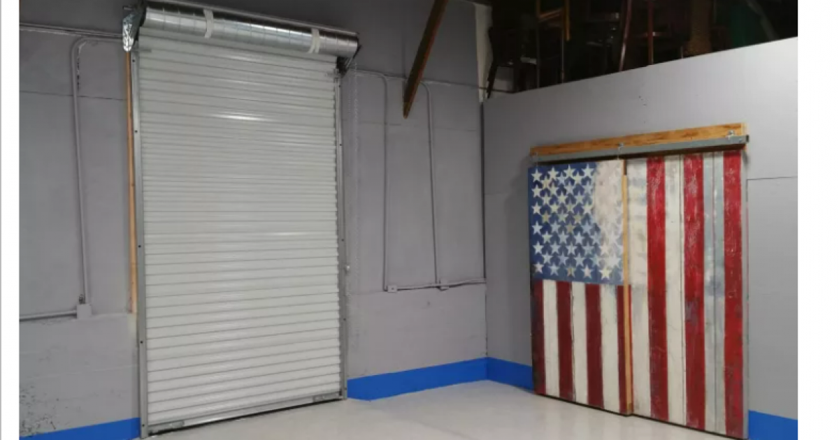 8 TIPS TO MAKE YOUR GARAGE DOOR LAST LONGER