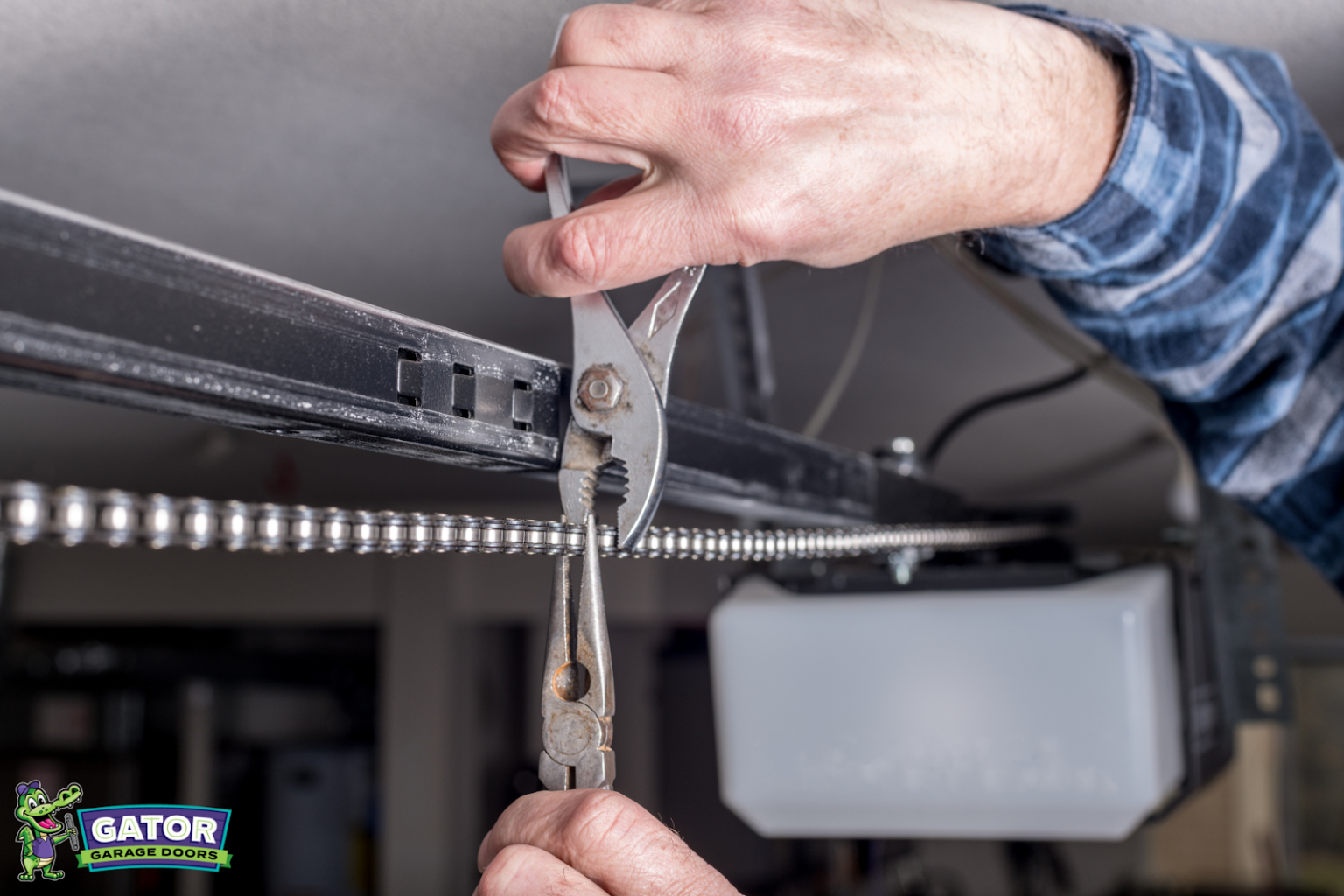 Garage Door Cable Replacement: A DIY Safety Guide