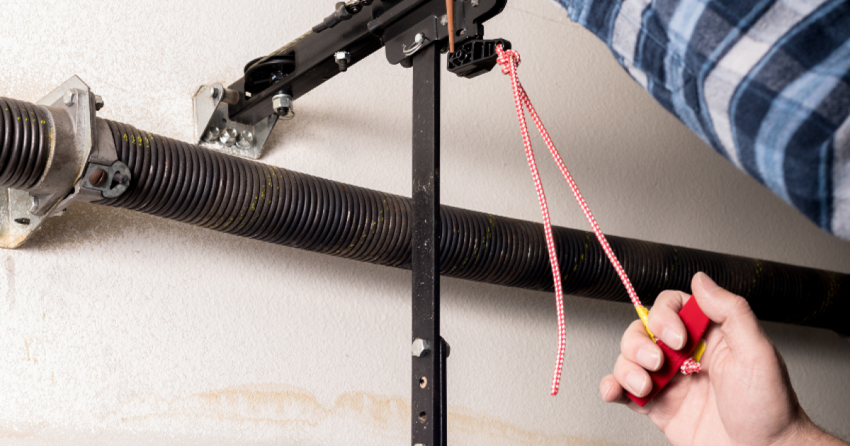  How To Lubricate A Garage Door